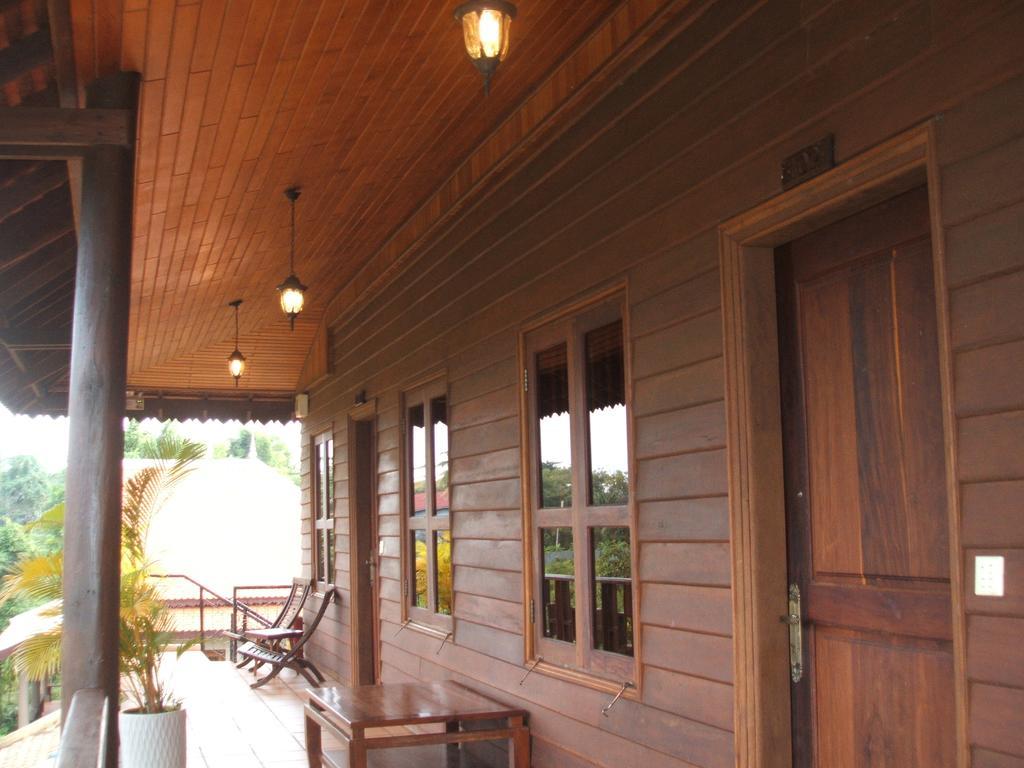 Green Plateau Lodge Banlung Extérieur photo