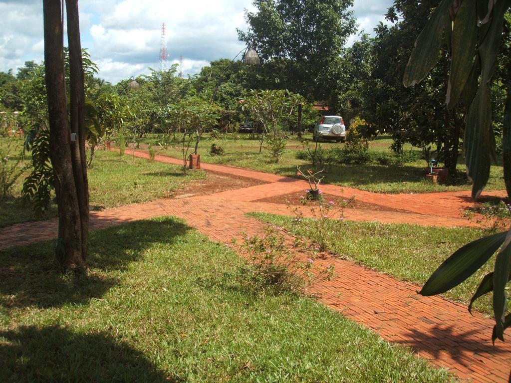 Green Plateau Lodge Banlung Extérieur photo